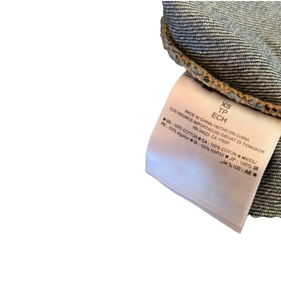 Women’s cropped denim jean jacket Old Navy XS blue - Picture 15 of 15